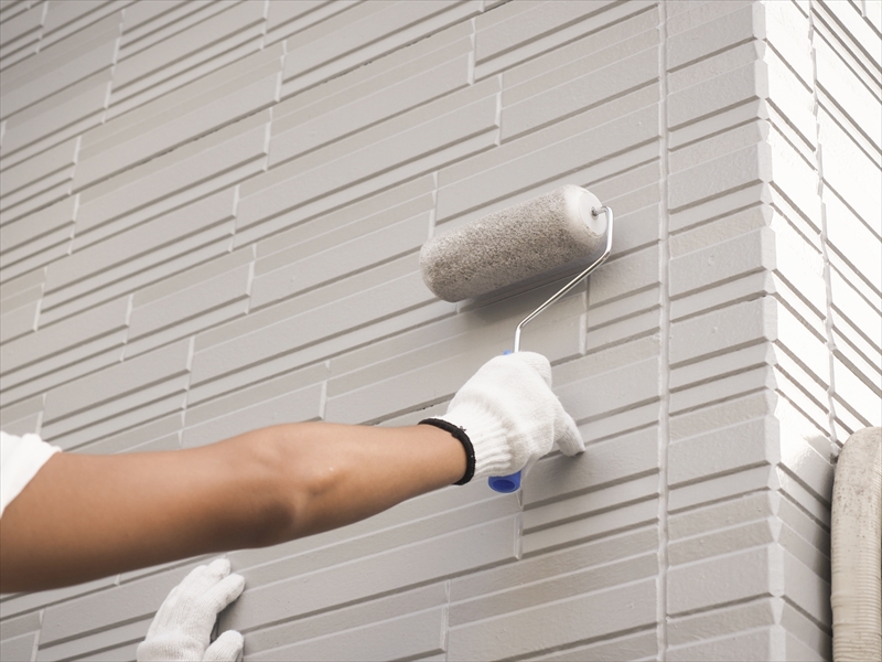 外壁塗装で住まいの資産価値を守ります！